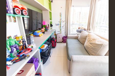 Apartamento à venda com 209m², 3 quartos e 4 vagas Apartamento à venda com 209m², 3 quartos e 4 vagasEscritório