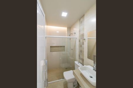 Casa à venda com 398m², 6 quartos e 4 vagasBanheiro Social 2