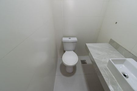 Casa à venda com 398m², 6 quartos e 4 vagasBanheiro de serviço