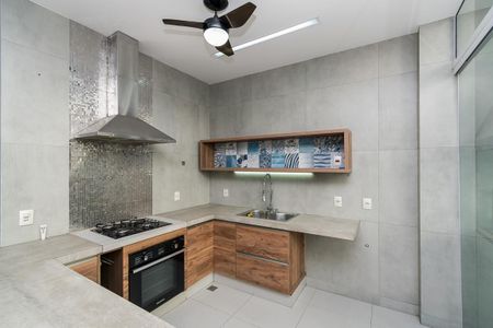 Casa à venda com 398m², 6 quartos e 4 vagasÁrea comum