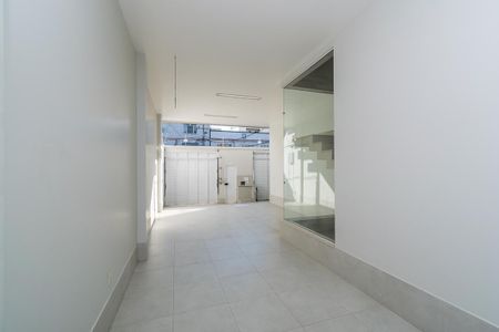 Casa à venda com 398m², 6 quartos e 4 vagasGaragem