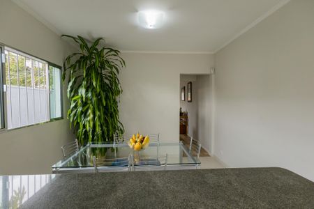 Casa à venda com 200m², 3 quartos e 6 vagasCozinha