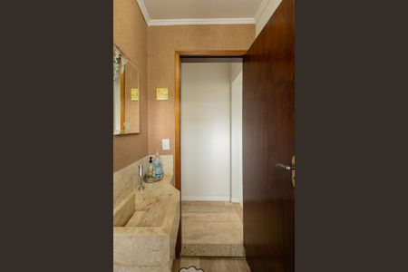 Casa à venda com 200m², 3 quartos e 6 vagasLavabo