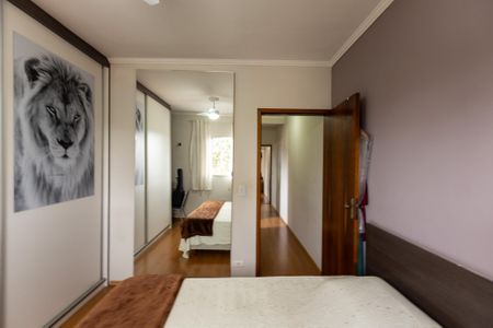 Casa à venda com 200m², 3 quartos e 6 vagasQuarto 2