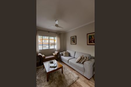 Casa à venda com 200m², 3 quartos e 6 vagasSala de Estar