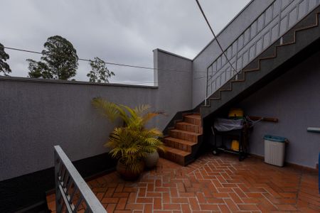 Casa à venda com 200m², 3 quartos e 6 vagasQuintal