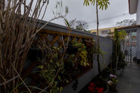 Casa à venda com 200m², 3 quartos e 6 vagasCorredor