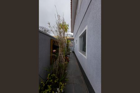 Casa à venda com 200m², 3 quartos e 6 vagasCorredor