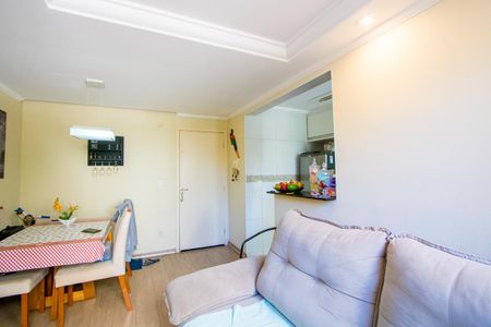 Sala de apartamento para alugar com 2 quartos, 48m² em Parque Sao Vicente, Santo André