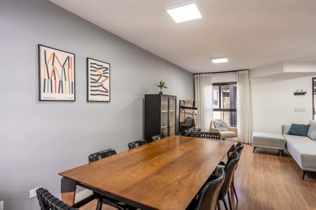 Casa para alugar com 270m², 3 quartos e 2 vagas Casa para alugar com 270m², 3 quartos e 2 vagasSala