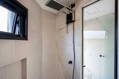 Casa para alugar com 270m², 3 quartos e 2 vagas Casa para alugar com 270m², 3 quartos e 2 vagasBanheiro da Suíte