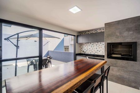 Casa para alugar com 270m², 3 quartos e 2 vagas Casa para alugar com 270m², 3 quartos e 2 vagasEspaço Gourmet