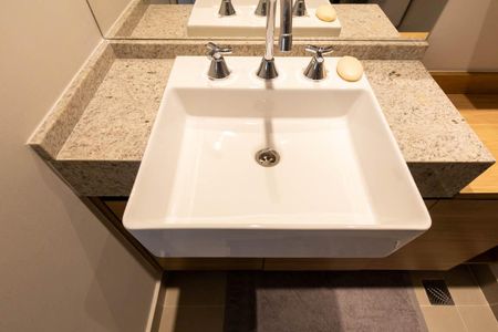 Studio para alugar com 27m², 1 quarto e sem vaga Studio para alugar com 27m², 1 quarto e sem vagaBanheiro