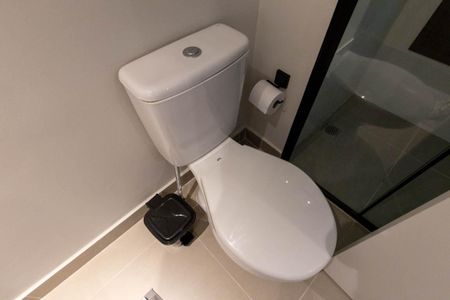 Studio para alugar com 27m², 1 quarto e sem vaga Studio para alugar com 27m², 1 quarto e sem vagaBanheiro