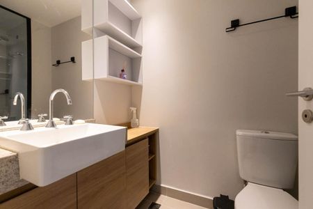 Studio para alugar com 27m², 1 quarto e sem vaga Studio para alugar com 27m², 1 quarto e sem vagaBanheiro