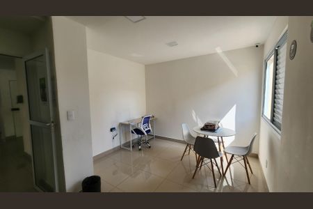 Apartamento para alugar com 65m², 3 quartos e 1 vagaMini Mercado
