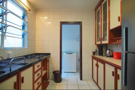 Apartamento para alugar com 68m², 2 quartos e 1 vagaCozinha