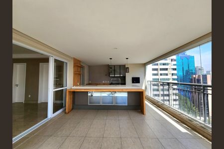 Apartamento à venda com 357m², 4 quartos e 5 vagasVaranda gourmet