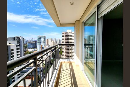 Apartamento à venda com 357m², 4 quartos e 5 vagasVaranda da Suíte 4