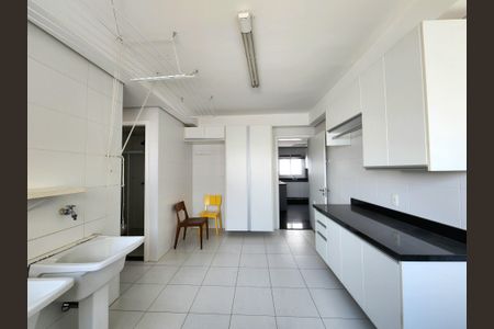 Apartamento à venda com 357m², 4 quartos e 5 vagasÁrea de Serviço