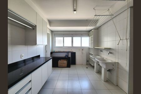 Apartamento à venda com 357m², 4 quartos e 5 vagasÁrea de Serviço