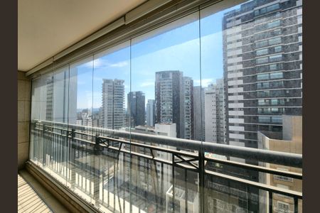 Apartamento à venda com 357m², 4 quartos e 5 vagasVaranda da Sala