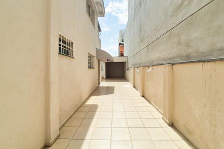 Casa para alugar com 230m², 3 quartos e 5 vagasQuintal