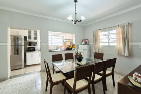 Casa para alugar com 230m², 3 quartos e 5 vagasCopa