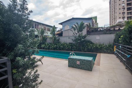 Studio à venda com 26m², 1 quarto e sem vagaÁrea comum - Piscina