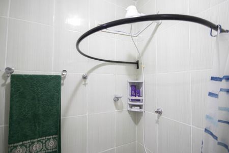 Banheiro de apartamento para alugar com 1 quarto, 24m² em Vila Gustavo, São Paulo