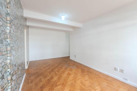 Apartamento à venda com 66m², 1 quarto e sem vagaSala