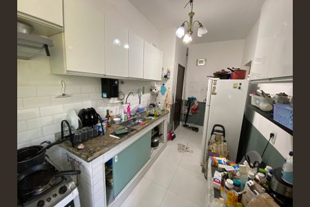 Apartamento à venda com 64m², 2 quartos e 1 vagaCozinha