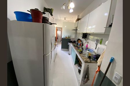 Apartamento à venda com 64m², 2 quartos e 1 vagaCozinha