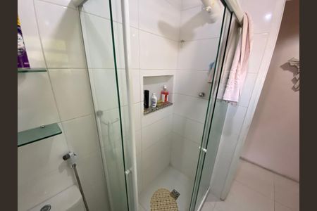 Apartamento à venda com 64m², 2 quartos e 1 vagaBanheiro Social