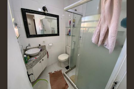 Apartamento à venda com 64m², 2 quartos e 1 vagaBanheiro Social