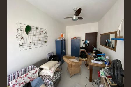 Apartamento à venda com 64m², 2 quartos e 1 vagaSala
