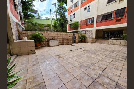 Apartamento para alugar com 61m², 2 quartos e 1 vagaÁrea comum