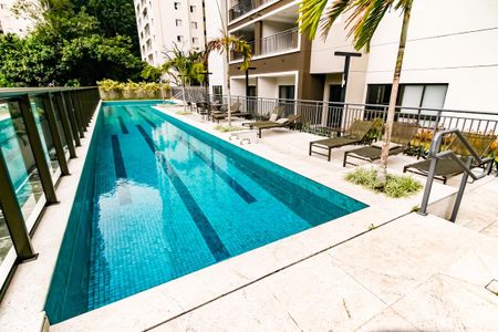 Apartamento à venda com 76m², 2 quartos e 2 vagas Apartamento à venda com 76m², 2 quartos e 2 vagasÁrea comum - Piscina