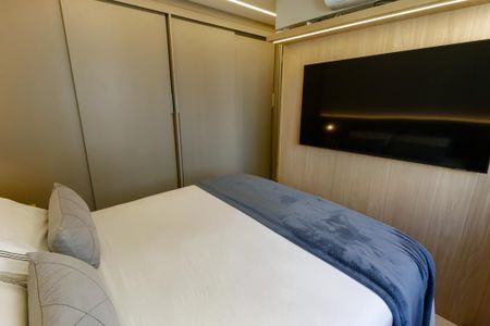 Apartamento à venda com 76m², 2 quartos e 2 vagas Apartamento à venda com 76m², 2 quartos e 2 vagasSuíte