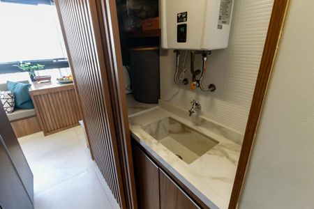 Apartamento à venda com 76m², 2 quartos e 2 vagas Apartamento à venda com 76m², 2 quartos e 2 vagasÁrea de Serviço