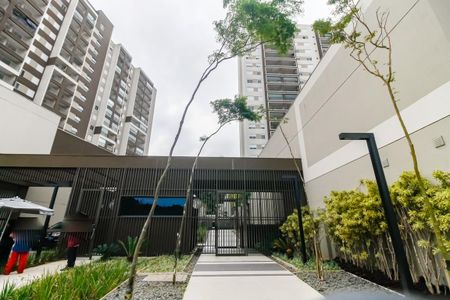 Apartamento à venda com 76m², 2 quartos e 2 vagas Apartamento à venda com 76m², 2 quartos e 2 vagasFachada e portaria