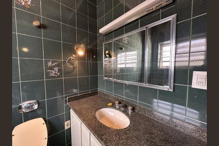 Casa à venda com 209m², 3 quartos e 1 vagaBanheiro Social