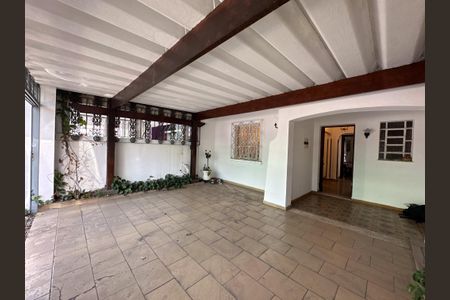 Casa à venda com 209m², 3 quartos e 1 vagaGaragem