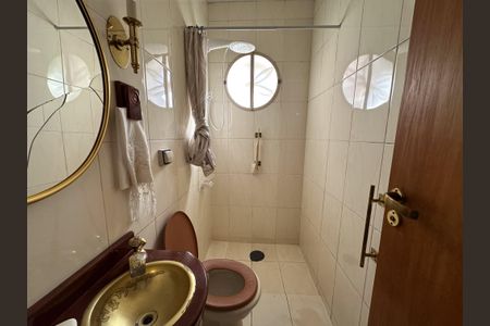 Casa à venda com 209m², 3 quartos e 1 vagaLavabo