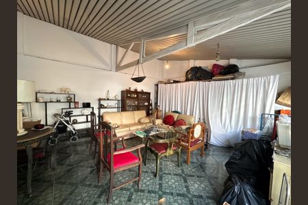 Casa à venda com 209m², 3 quartos e 1 vagaÁrea comum - Salão