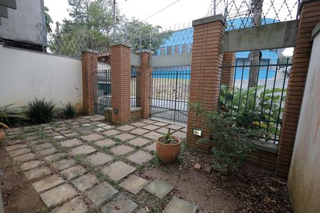 Casa à venda com 180m², 3 quartos e 2 vagasÁrea Externa