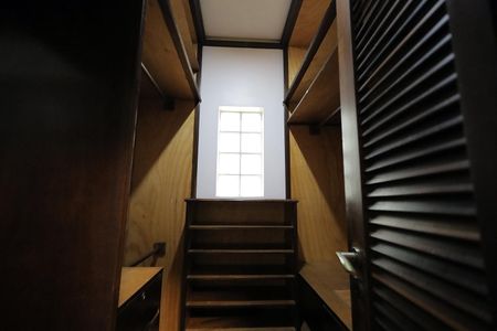 Casa à venda com 180m², 3 quartos e 2 vagasCloset