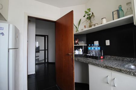 Apartamento à venda com 185m², 4 quartos e 3 vagasCozinha