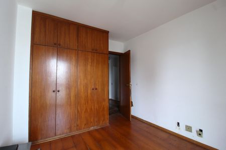 Apartamento à venda com 185m², 4 quartos e 3 vagasQuarto 3 - Suíte