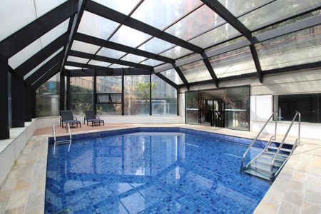 Apartamento à venda com 185m², 4 quartos e 3 vagasÁrea Comum - Piscina